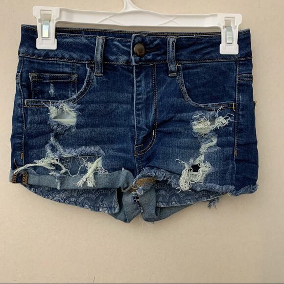 American Eagle Hi Rise Shortie Lace Peekaboo Pockets Distressed - Picture 1 of 5